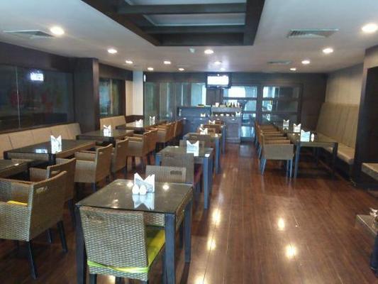 Hotel Saurabh Candy 